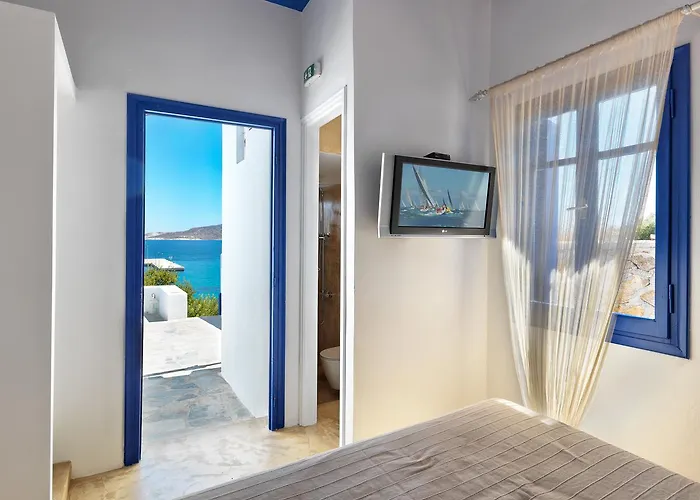 Psathi Blue Alpha Kímolos